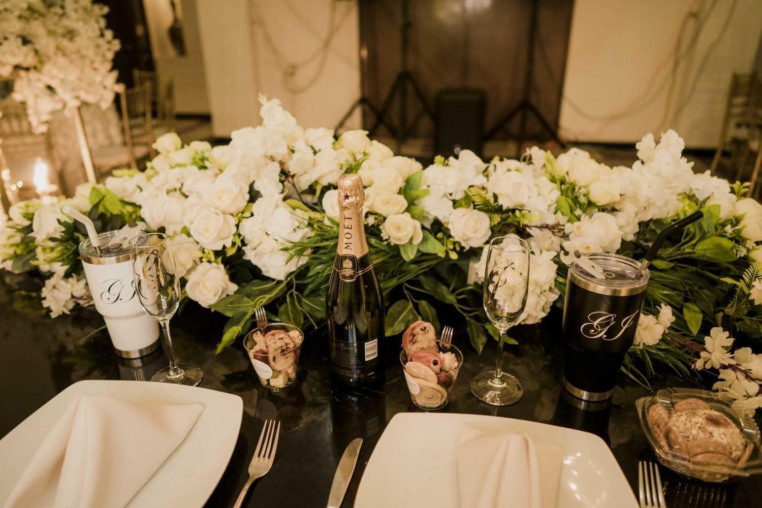 Hotel Colon Plaza Business Class นวยโวลาเรโด ภายนอก รูปภาพ